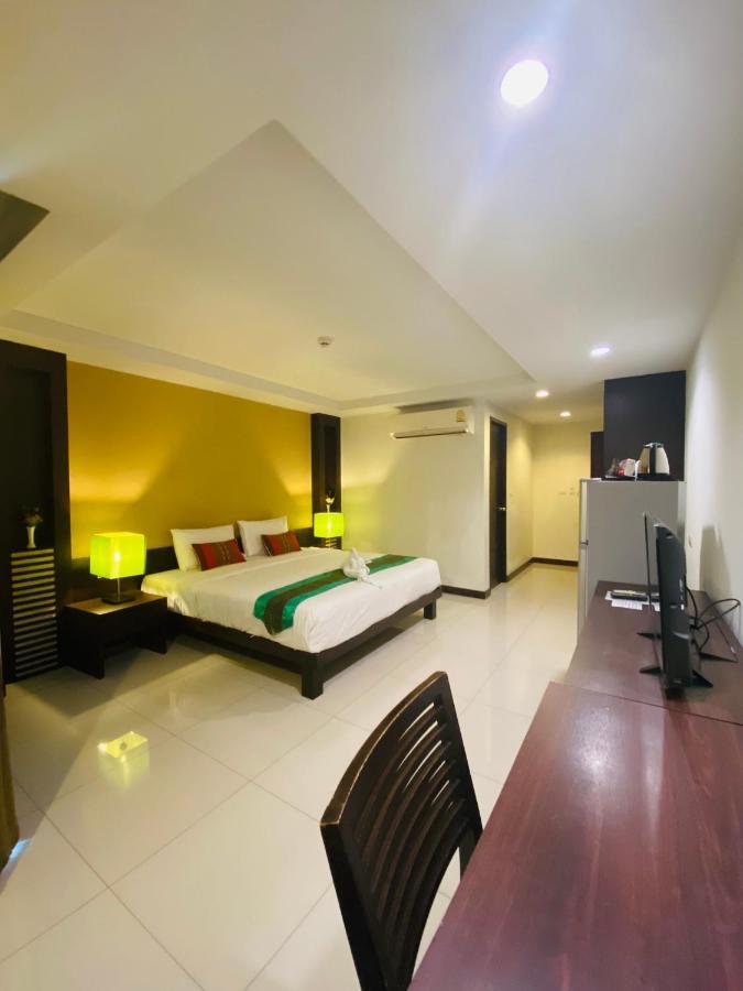 Tycoon Suite By Goad Avadhess Hospitality 1Km Walking Street Pattaya Beach Buitenkant foto