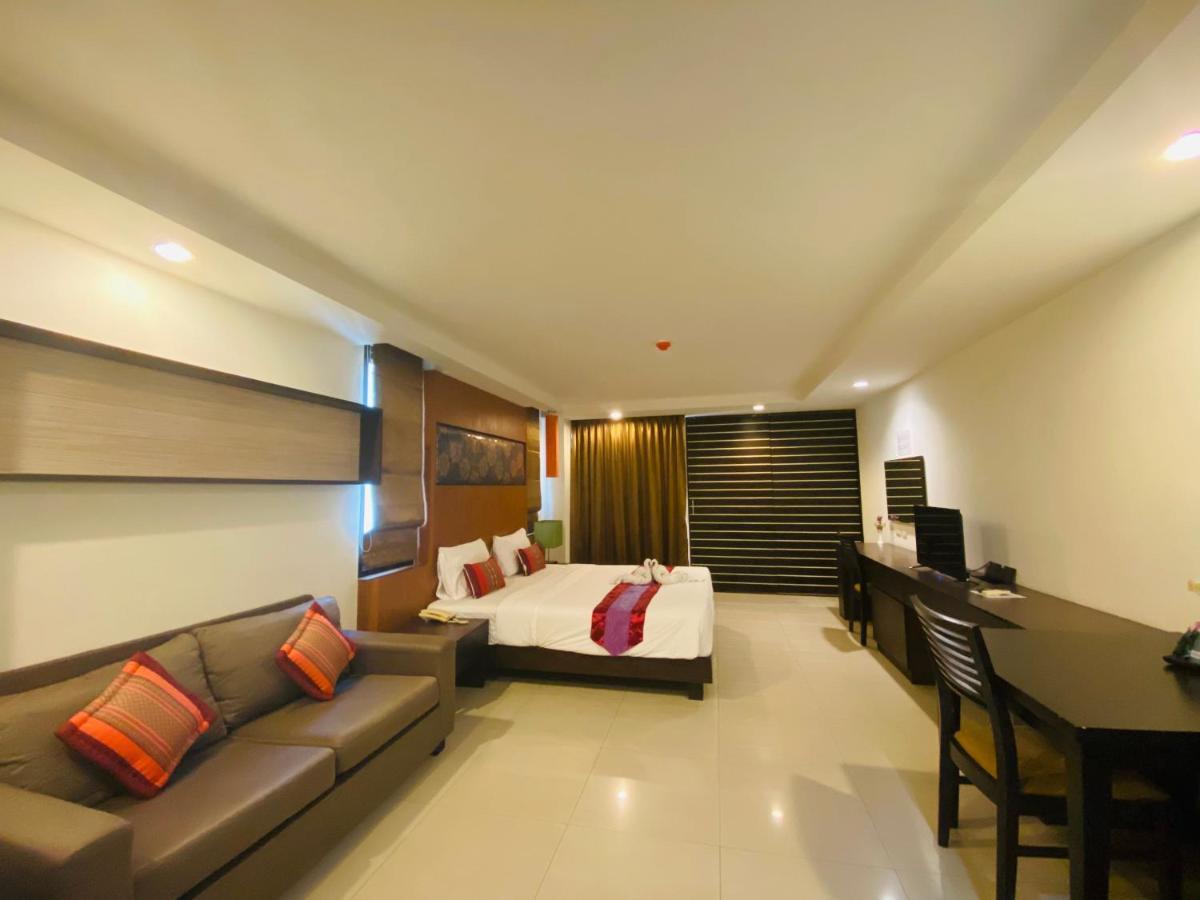 Tycoon Suite By Goad Avadhess Hospitality 1Km Walking Street Pattaya Beach Buitenkant foto