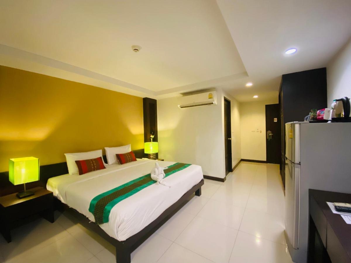 Tycoon Suite By Goad Avadhess Hospitality 1Km Walking Street Pattaya Beach Buitenkant foto
