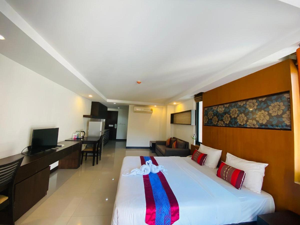 Tycoon Suite By Goad Avadhess Hospitality 1Km Walking Street Pattaya Beach Buitenkant foto