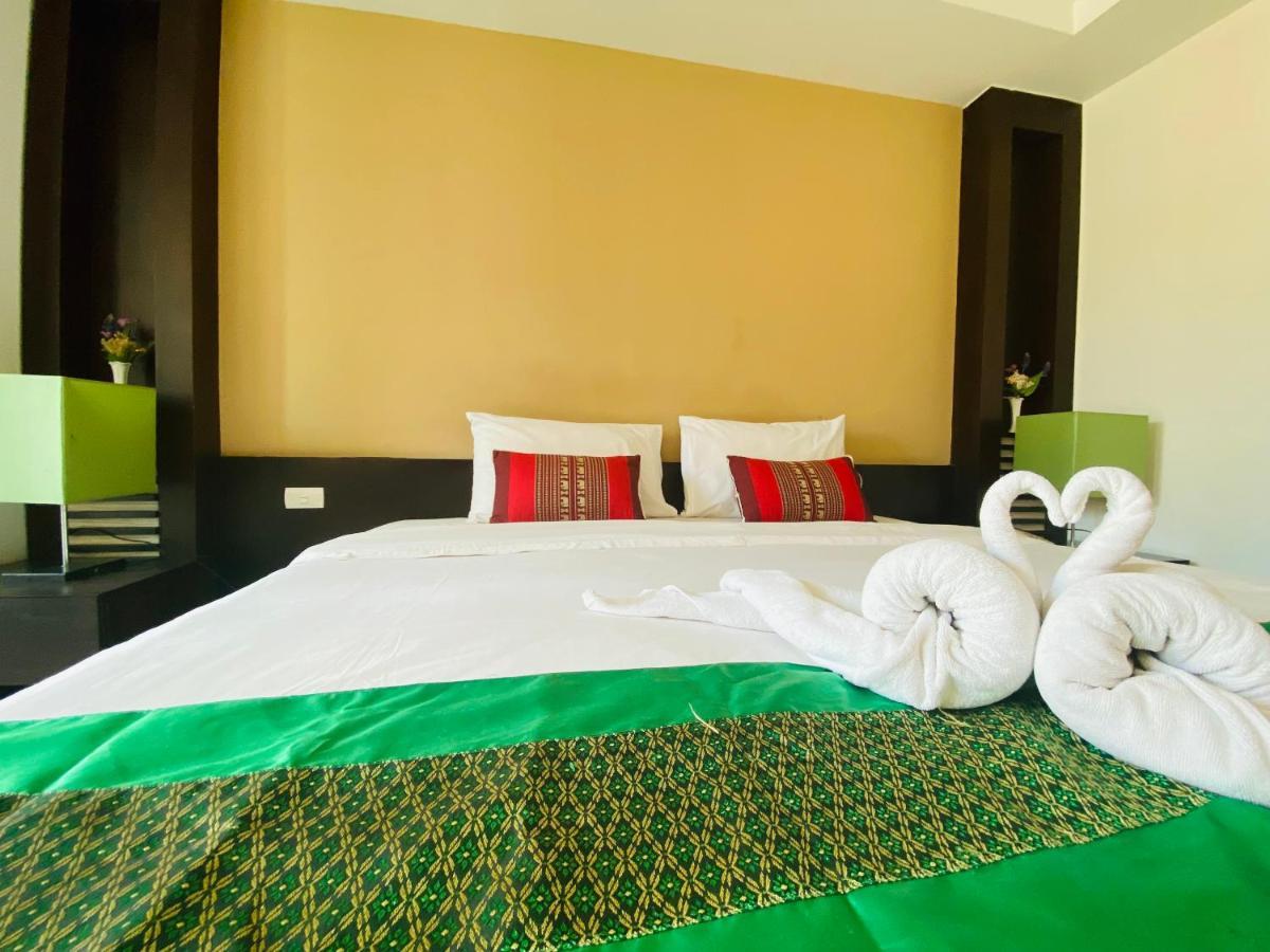 Tycoon Suite By Goad Avadhess Hospitality 1Km Walking Street Pattaya Beach Buitenkant foto